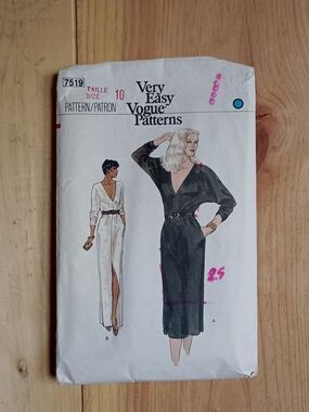 Vogue Black & White Deep-V Belted Dress Pattern Size 10 Cut